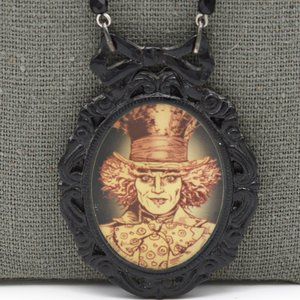 Karyn Cantor Disney Alice In Wonderland Mad Hatter Necklace Hardcore